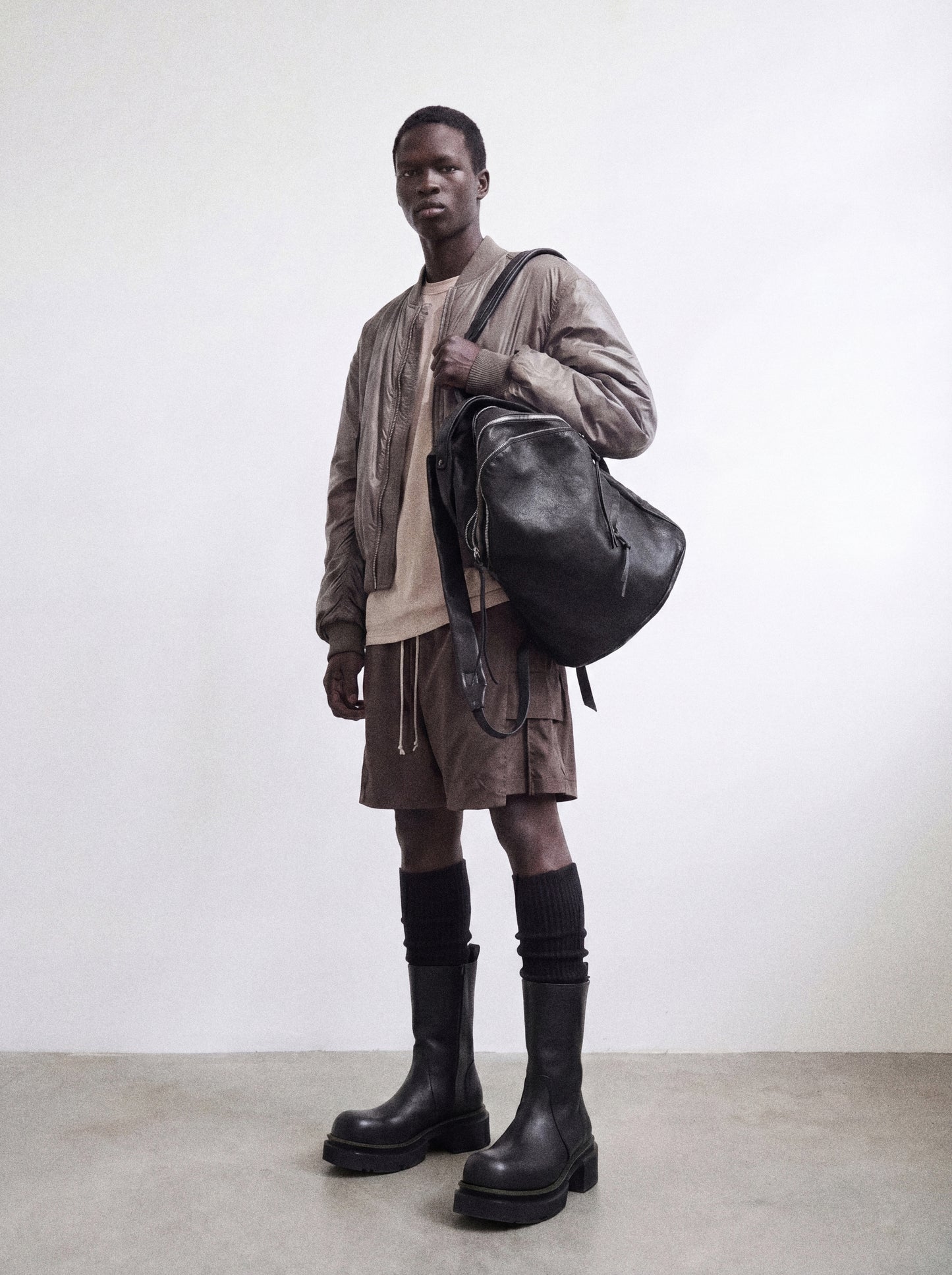 Leather backpack 081-1R — handmade leather backpack by YTN №7, London, view 2