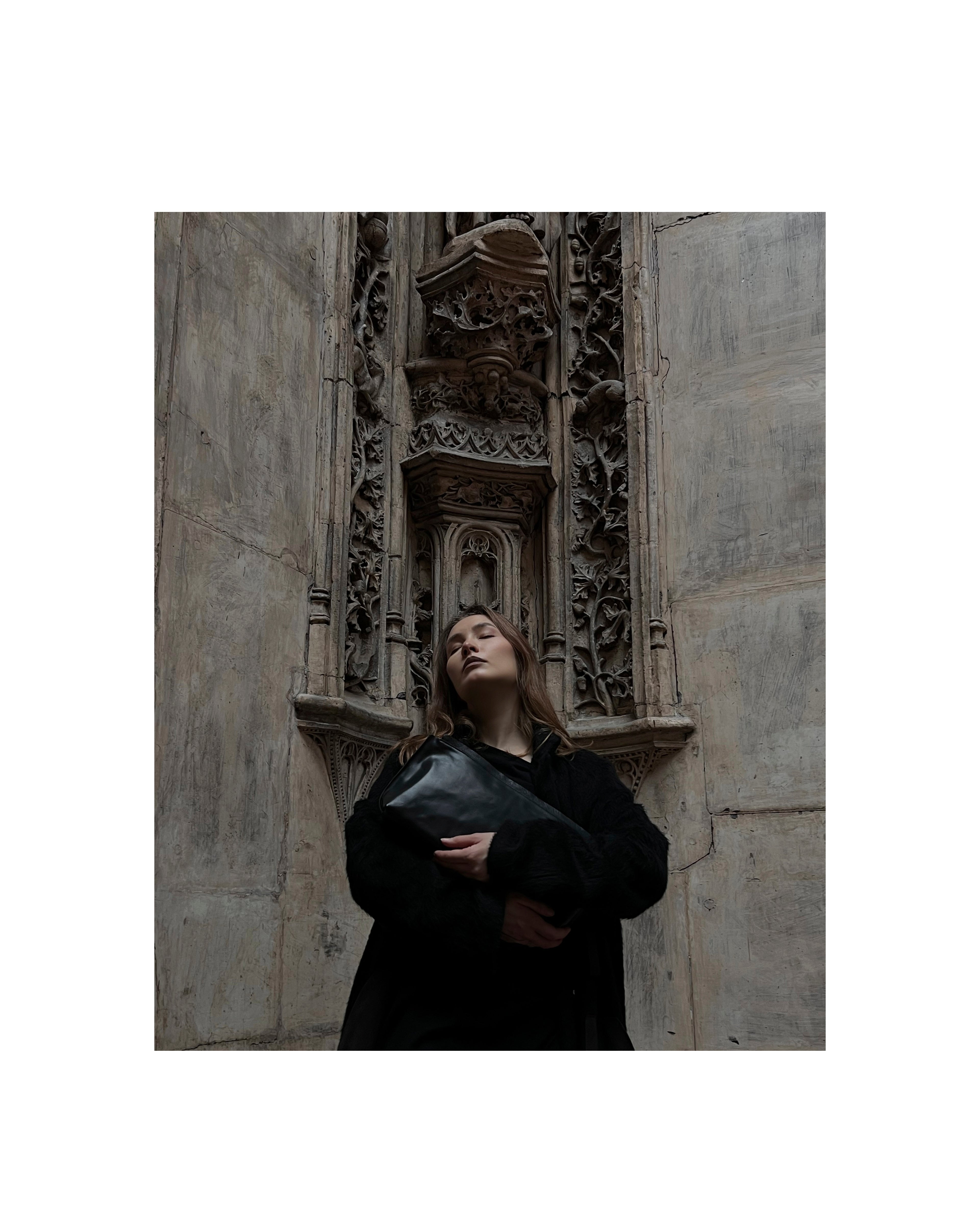 Vertical image