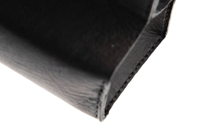 Leather box 1322A – cow leather texture detail