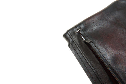 Red leather purse 283A – interior compartment view