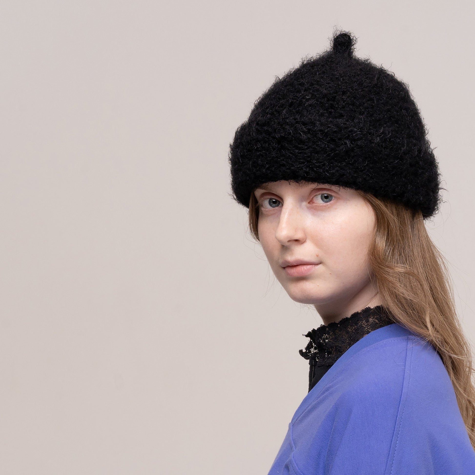Hat 2569