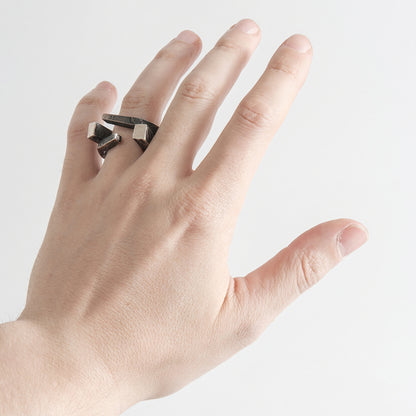 CULT VII Light Of Love 003 black — porté