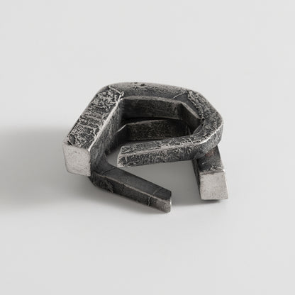 CULT VII Light Of Love 003 black — gros plan sur le motif cœur
