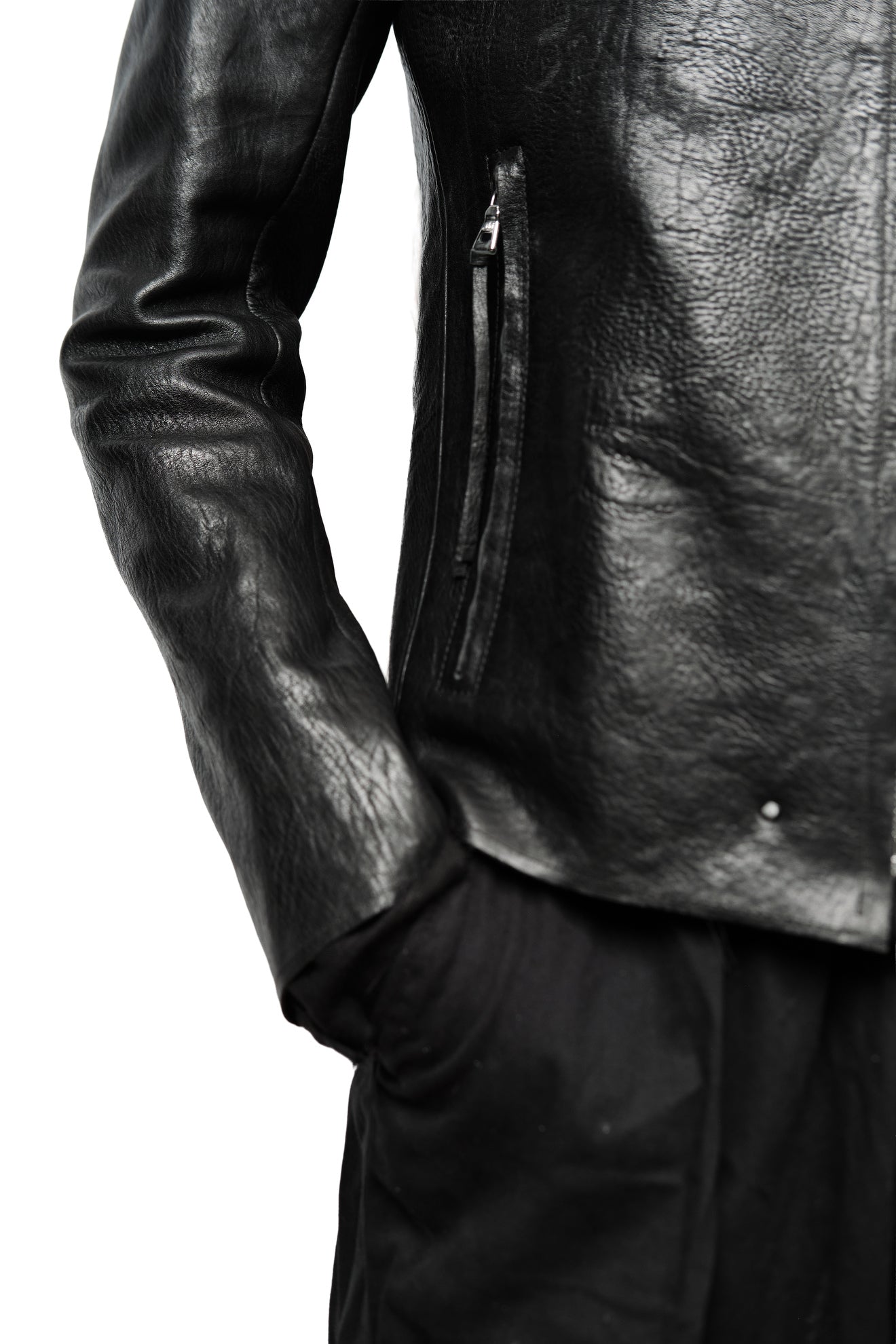 EIGENGRAU J03 Black Horse Shoulder Racer