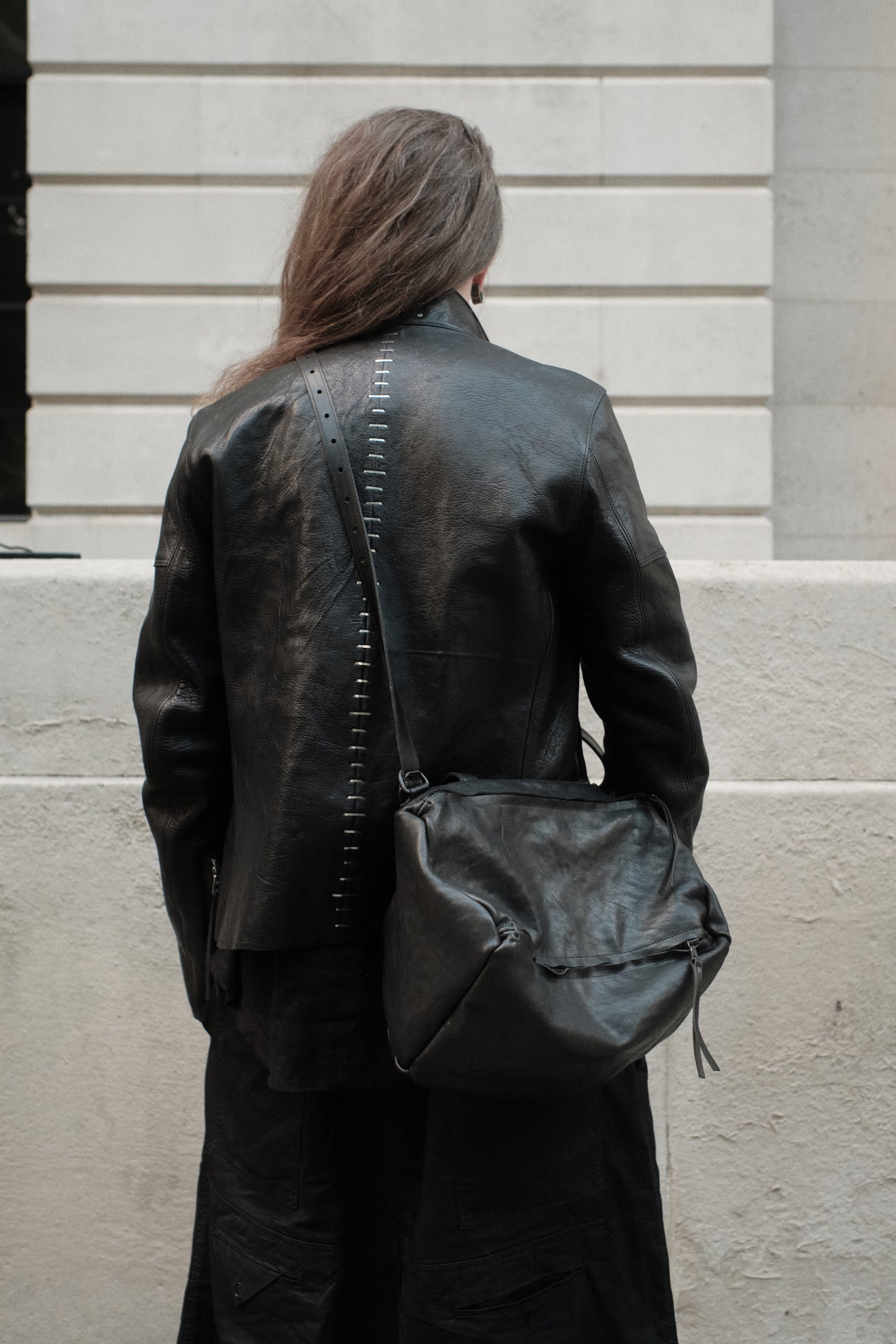 Misty bag L size black – handcrafted horse leather bag view 21