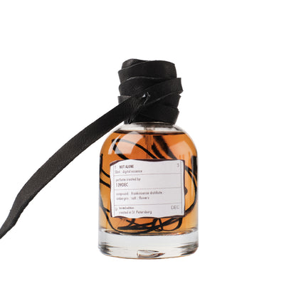 139DEC NOT ALONE 香水50ml — 正面