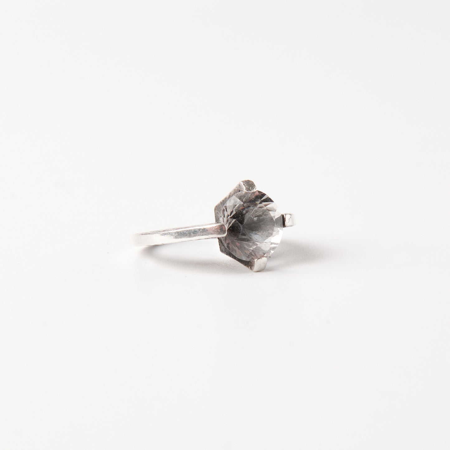 CULT VII Terra Brute ring crystal, size 17.5 — vue de côté