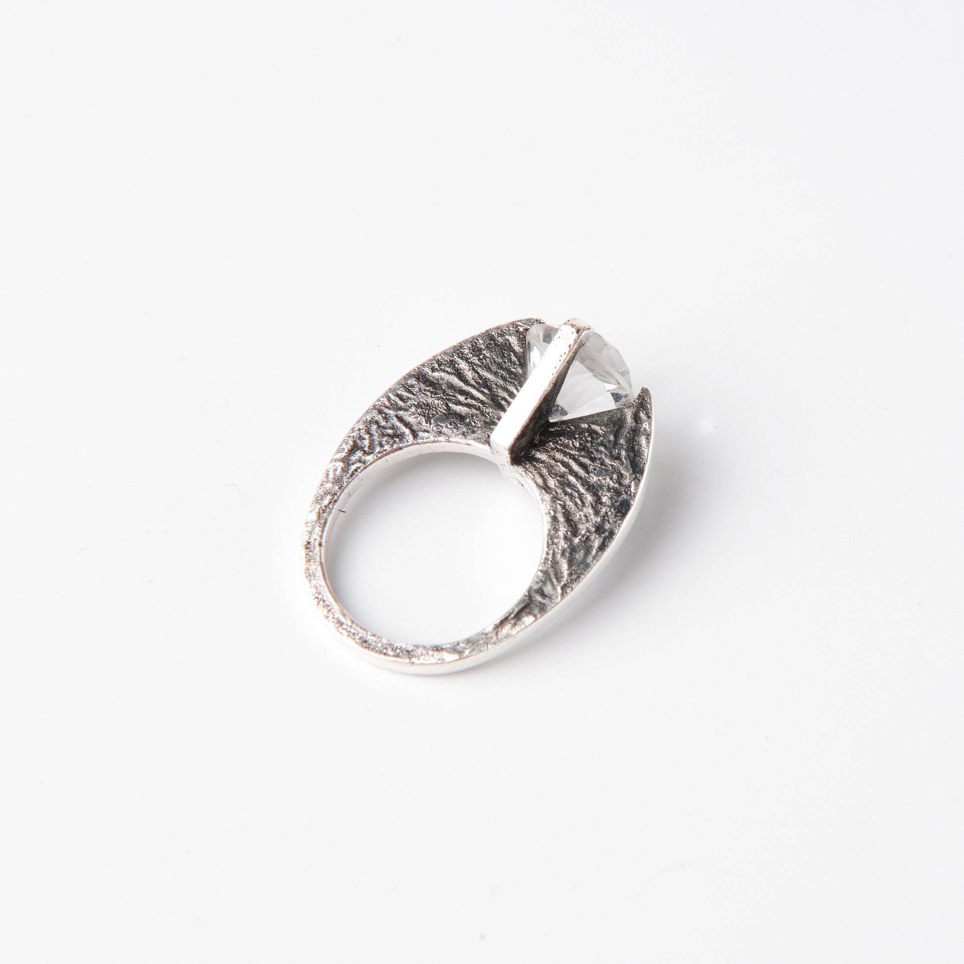 CULT VII Terra Brute ring crystal, size 17.5 — autre angle