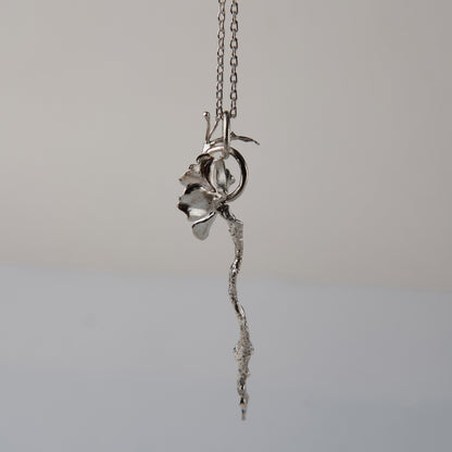 CULT VII Myosotis pendant — 着用イメージ