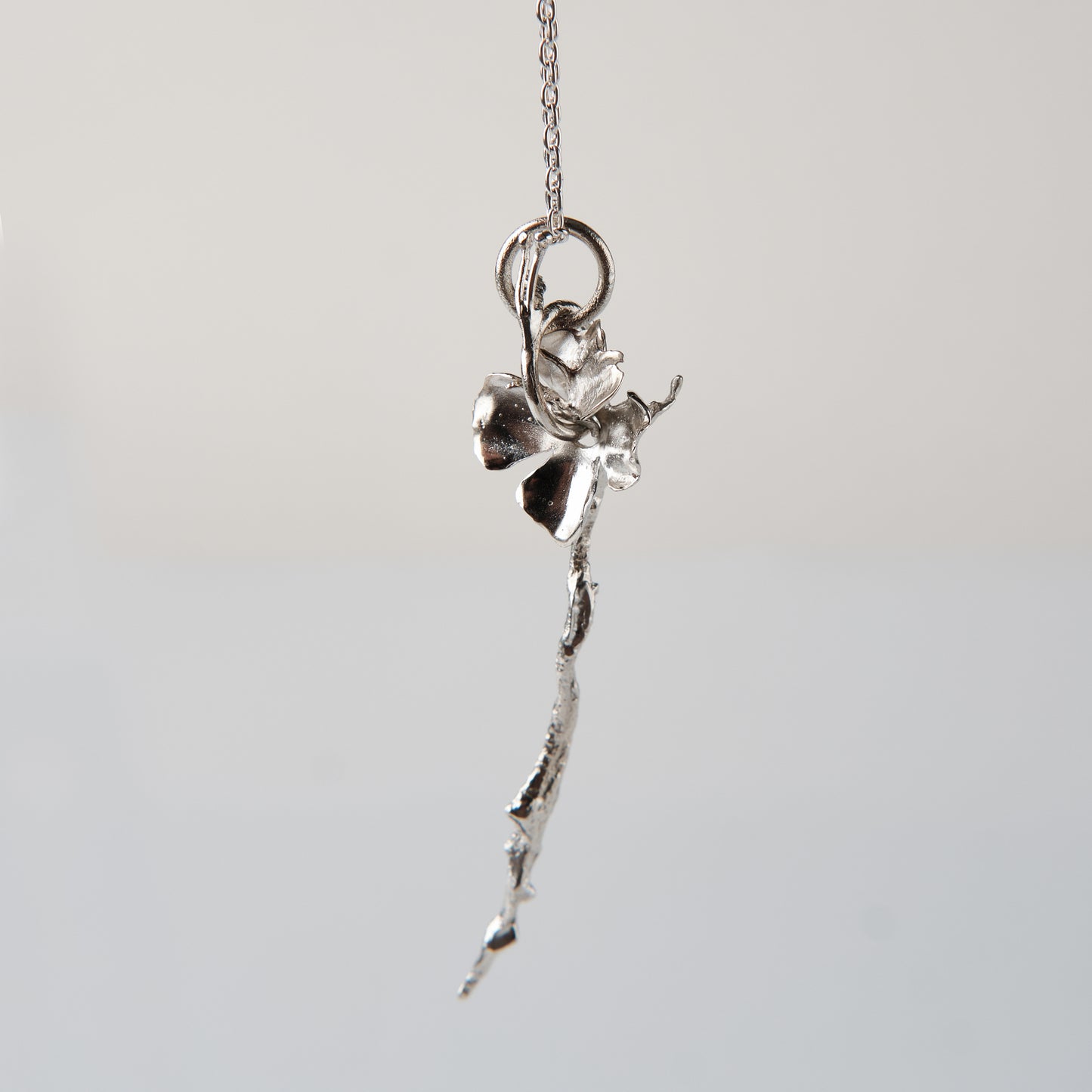 CULT VII Myosotis pendant — チェーンのディテール