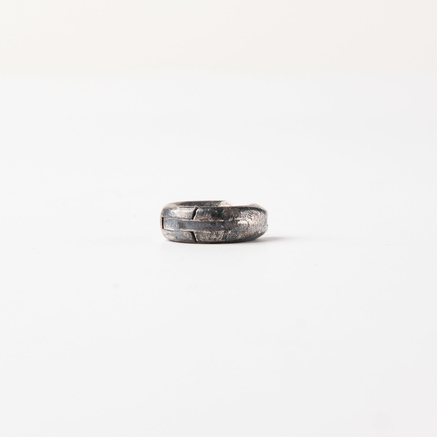 CULT VII Terra Brute Hoop black — texture de l'anneau