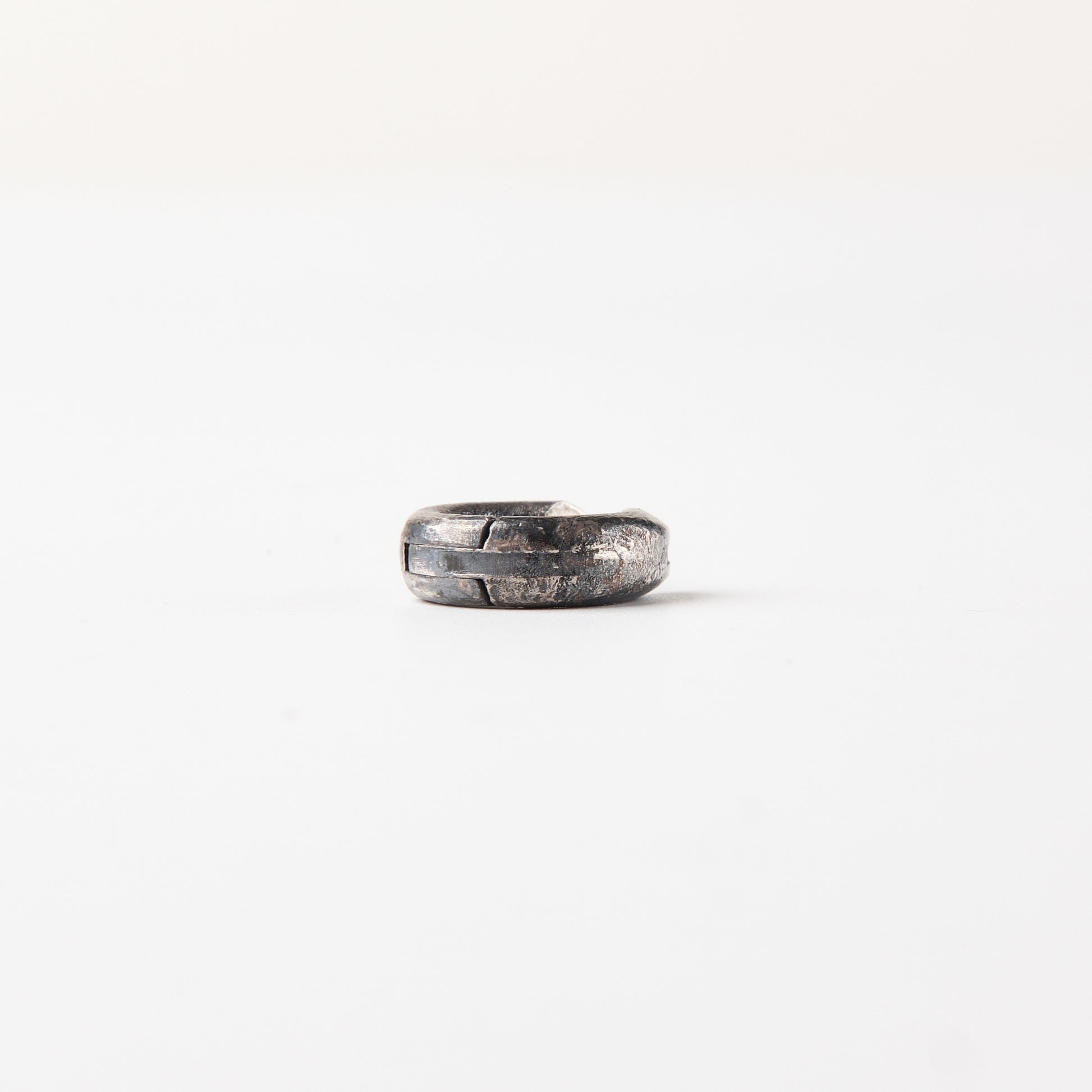 CULT VII Terra Brute Hoop black — texture de l'anneau