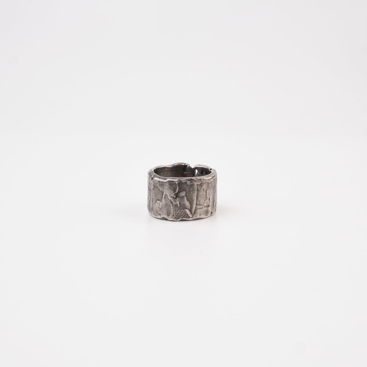 Kintsugi Jewelry - Surrender ring diamonds 17.5