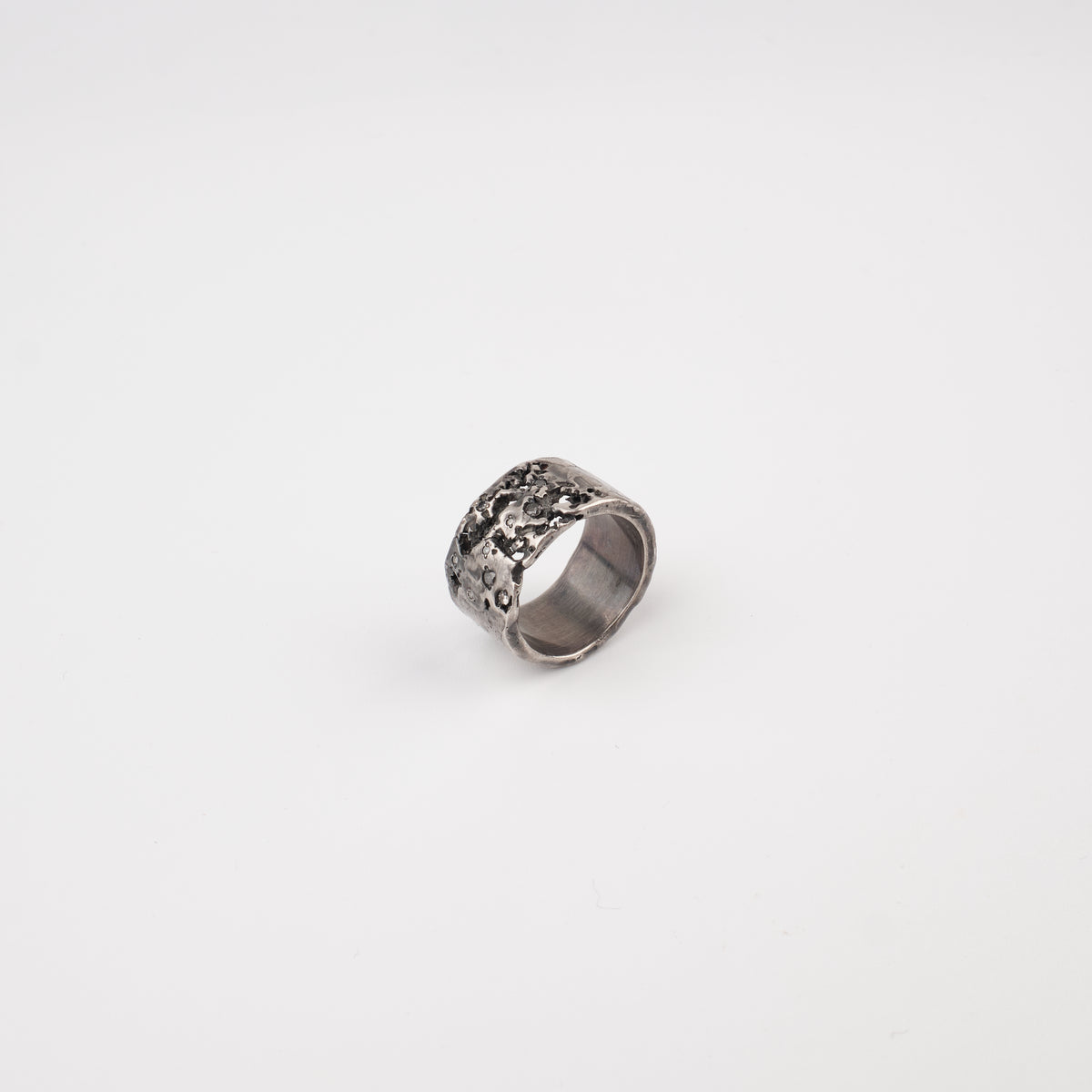 Kintsugi Jewelry - Surrender ring diamonds 17.5