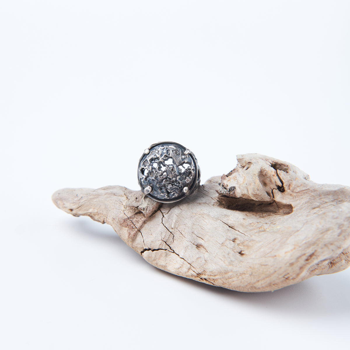 Kintsugi Jewelry - Surrender ring diamonds 18 No. 1715/1