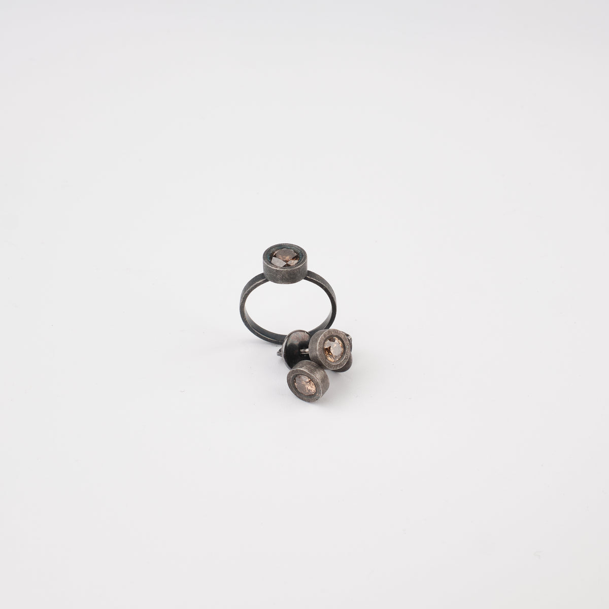 The EGO - Fragile Rose earrings