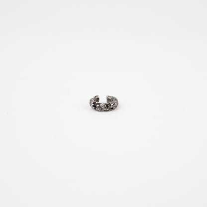 Kintsugi Jewelry - Surrender ear cuff diamonds
