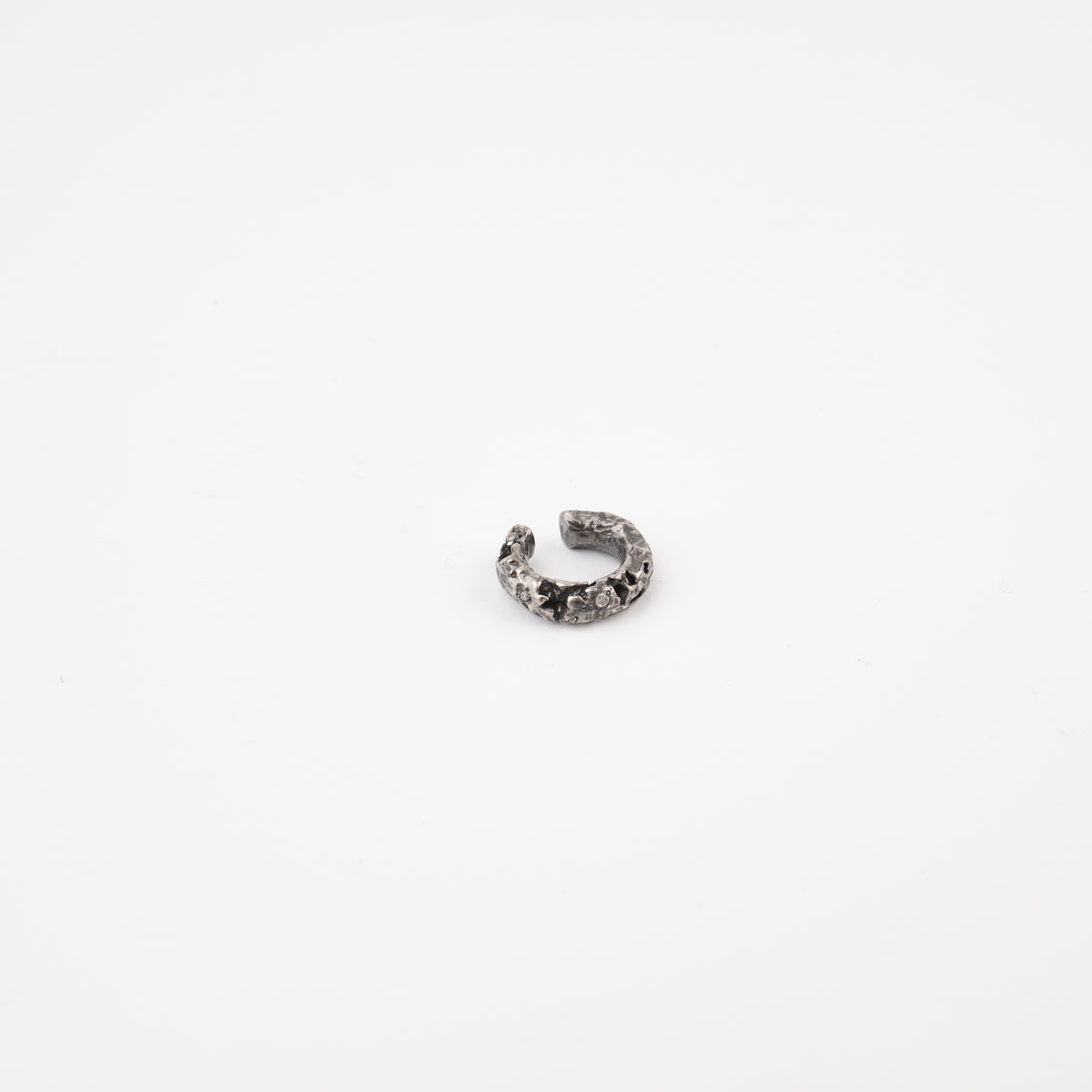 Kintsugi Jewelry - Surrender ear cuff diamonds