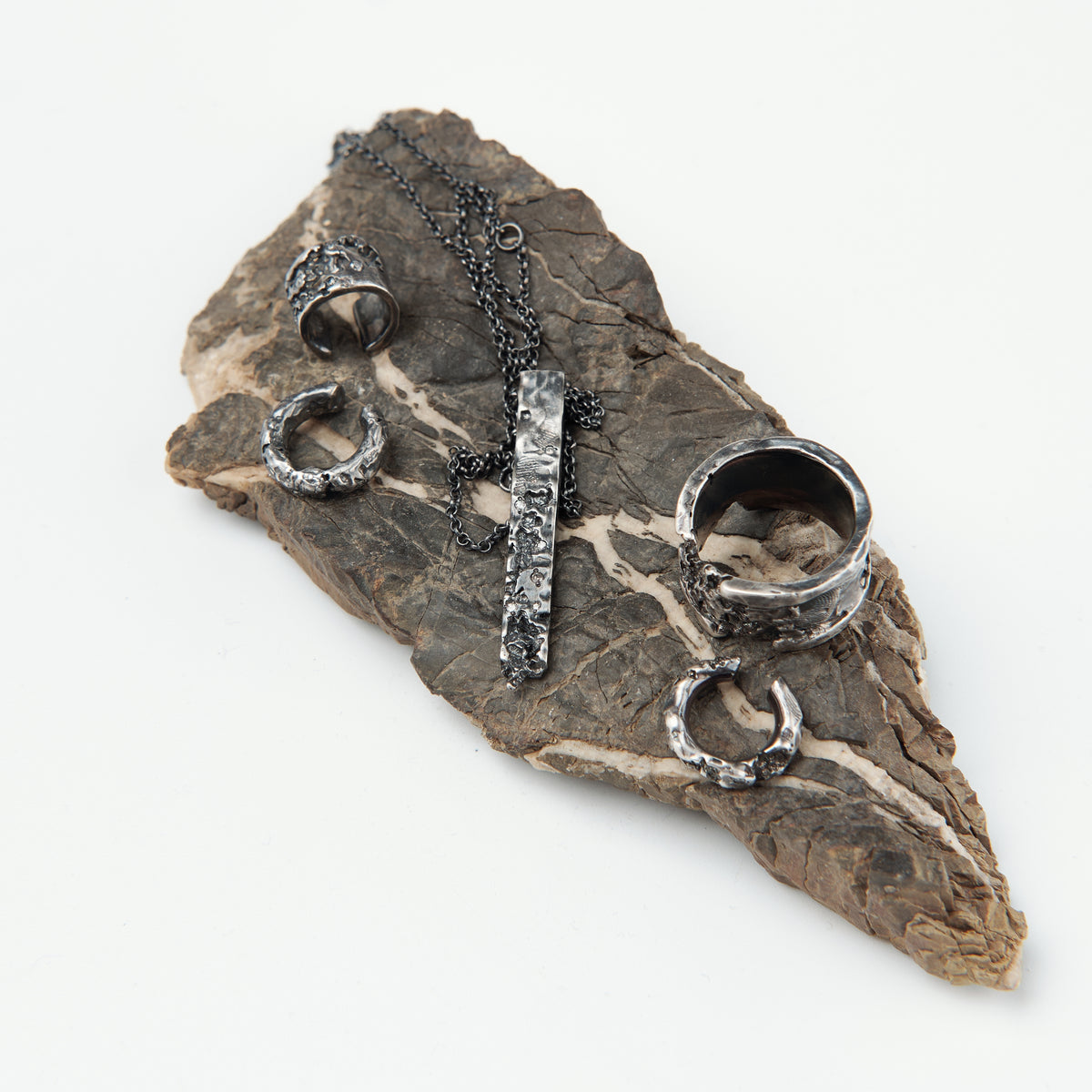 Kintsugi Jewelry - Surrender ring diamonds 18 No. 3215