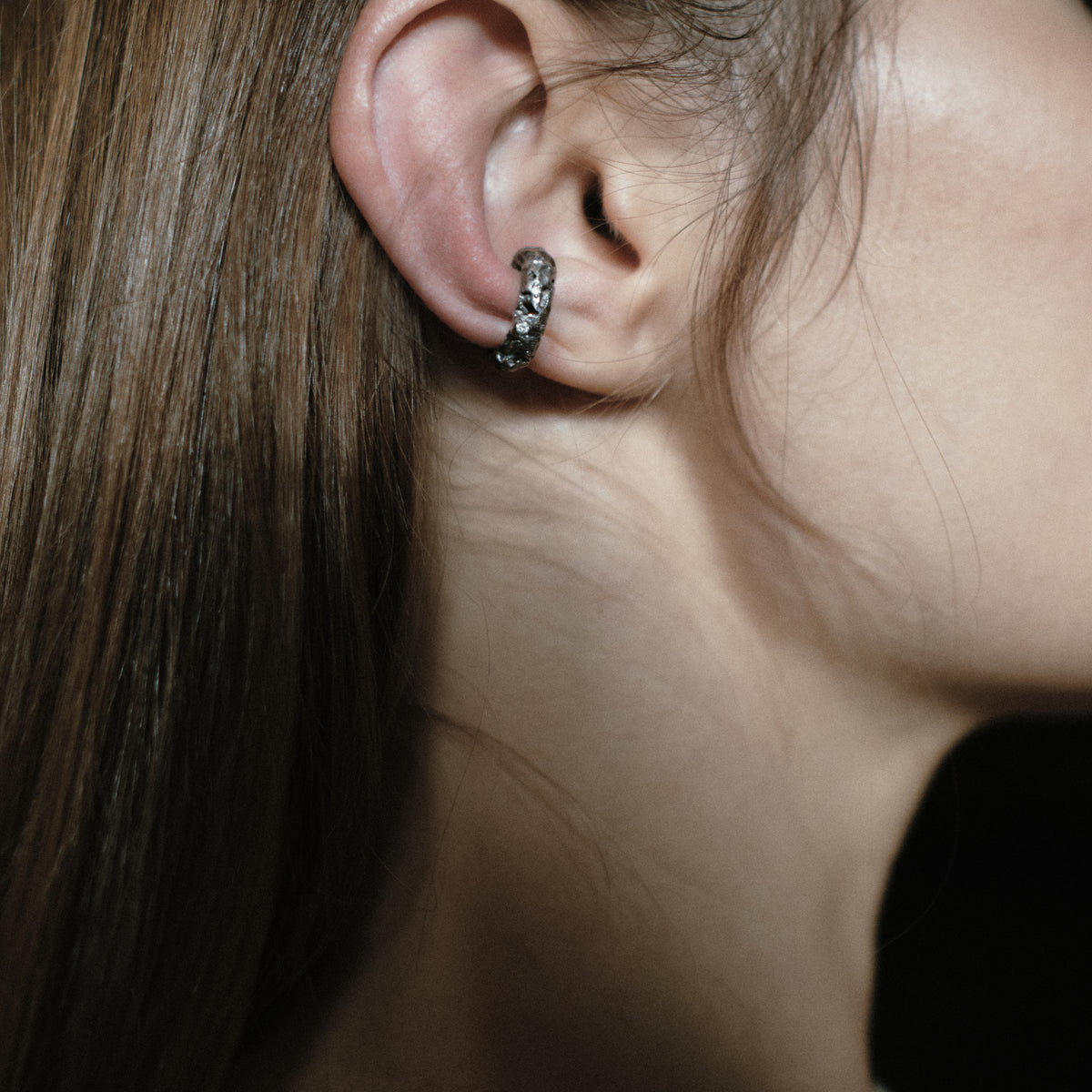 Kintsugi Jewelry - Surrender ear cuff diamonds