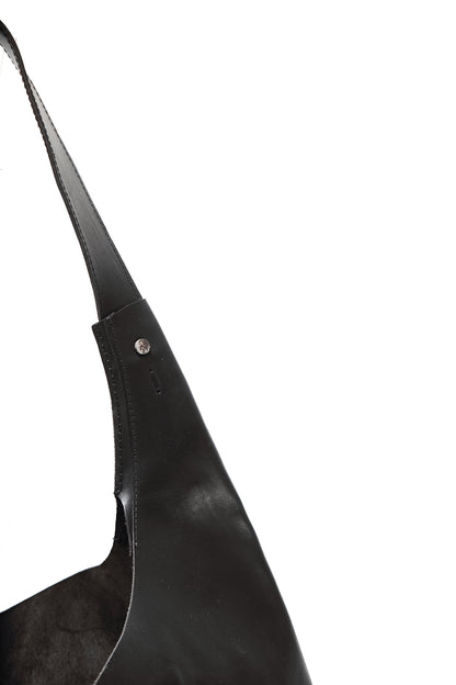 Mellow tote black – handle and snap closure detail