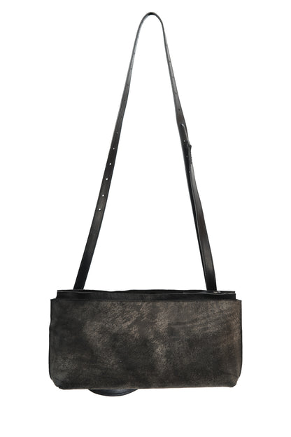 Lotta bag long suede – base and corner detail