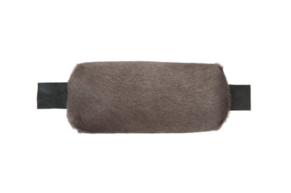 Leather pouch 318A black – side view showing depth
