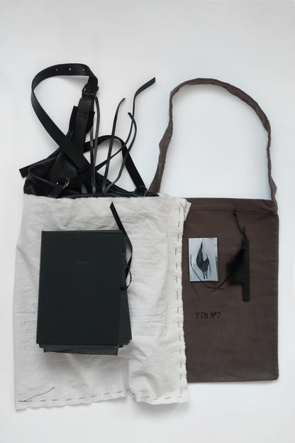 Horse leather shoulder bag 164Y black