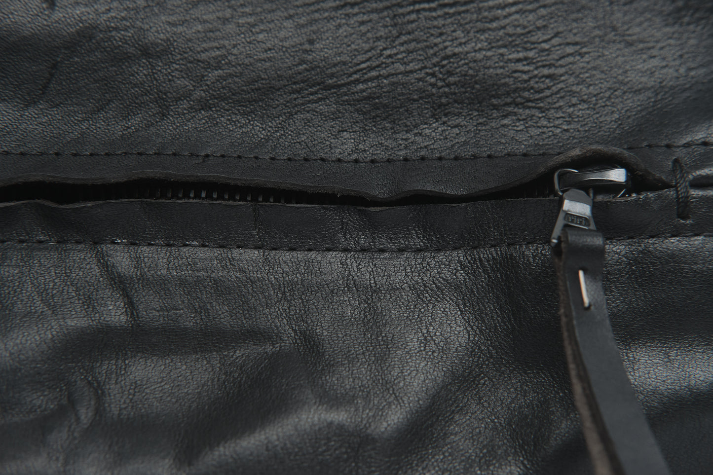 Ledertasche 315Y schwarz