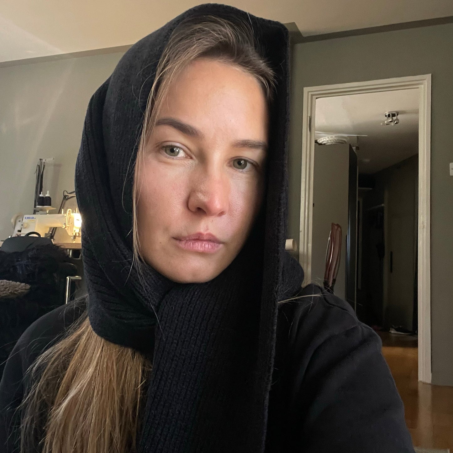 a°t’t” Scarf-Gilet T1720/1 worn in a lifestyle photograph, made for YTN №7