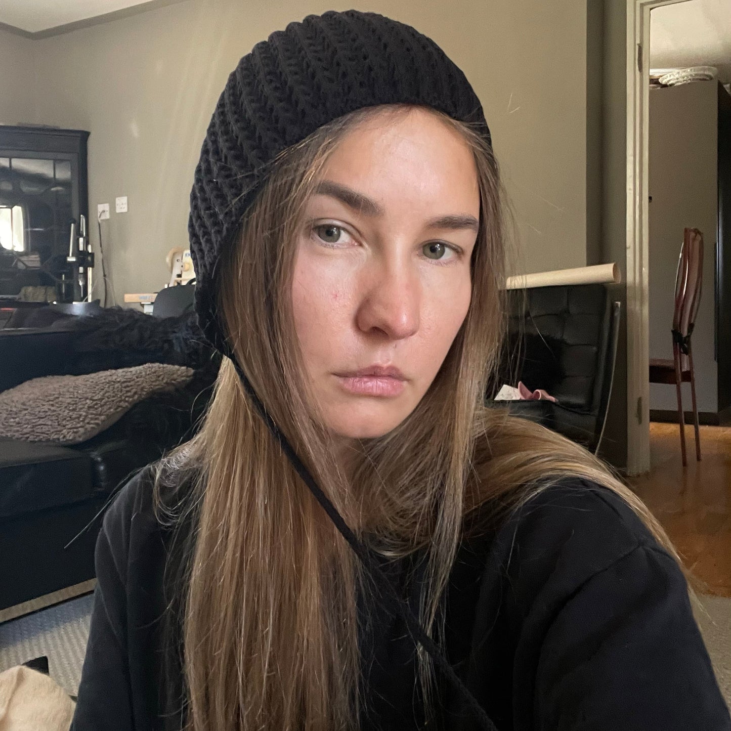 Openwork Bonnet 26219 worn in a lifestyle photograph, CHECK YA HEAD for YTN №7
